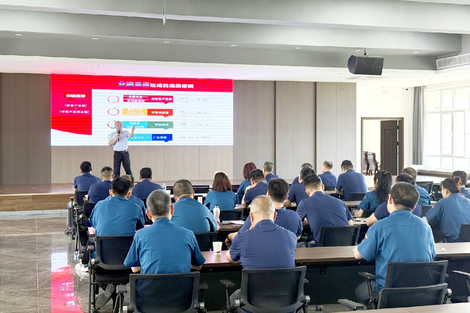 智聯(lián)數(shù)字AI賦能再升級(jí)！攜手環(huán)球機(jī)床，解鎖AI短視頻營(yíng)銷新賽道！