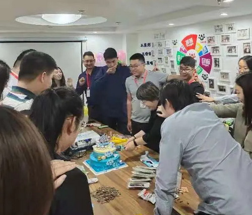 煙臺(tái)智聯(lián)網(wǎng)絡(luò)7周年快樂(lè)333